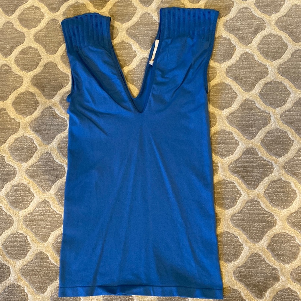 BCBGeneration xs/s blue deep v-neck shell.
